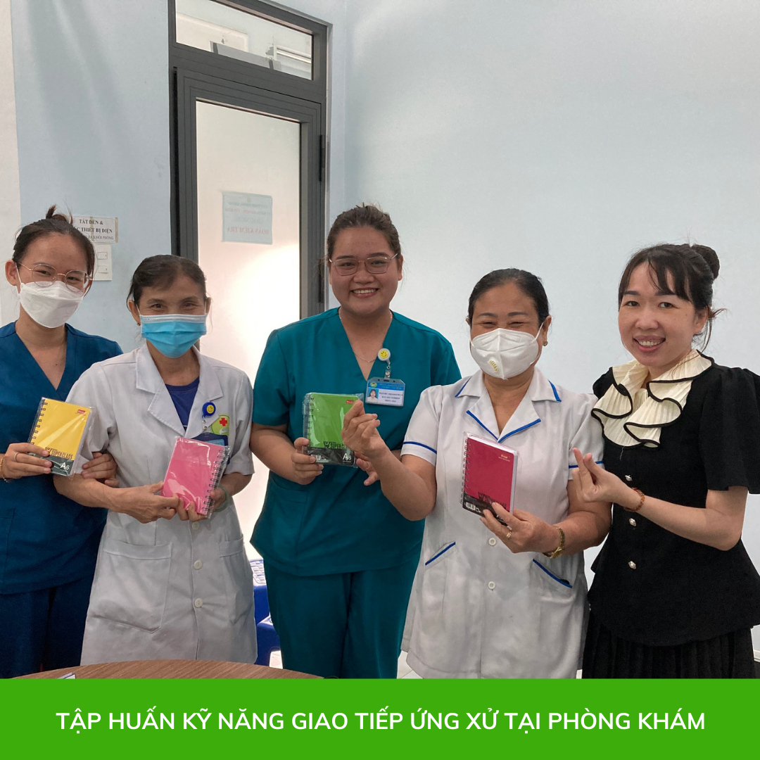 tap-huan-ky-nang-giao-tiep-y-te